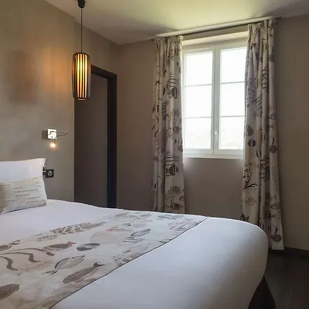 Chateau De La Falque, The Originals Relais 酒店 3*