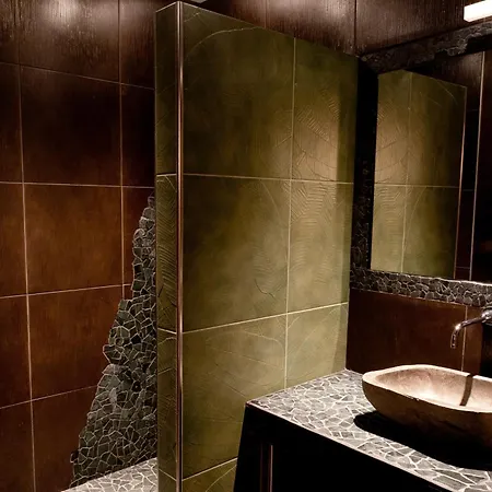 Hotel Chateau De La Falque, The Originals Relais Saint-Geniez-dʼOlt