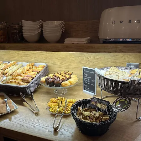 Chateau De La Falque, The Originals Relais Hotel