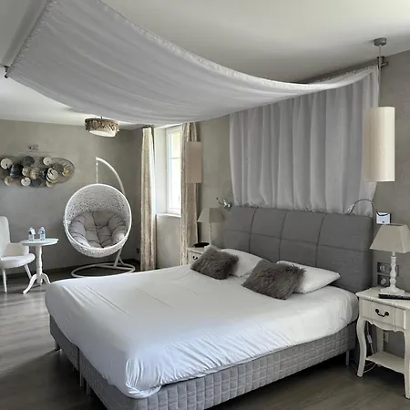 Chateau De La Falque, The Originals Relais Saint-Geniez-dʼOlt