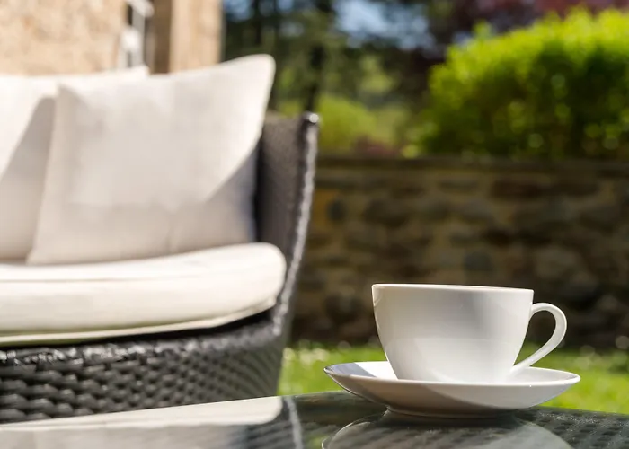 Chateau De La Falque, The Originals Relais Hotel Saint-Geniez-dʼOlt